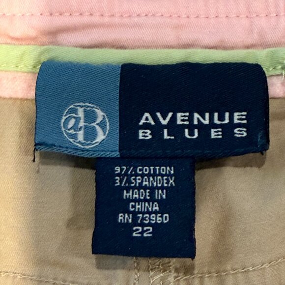 Size 22 Avenue Slit-in-Front Short Skirt - Tan - Picture 4 of 5